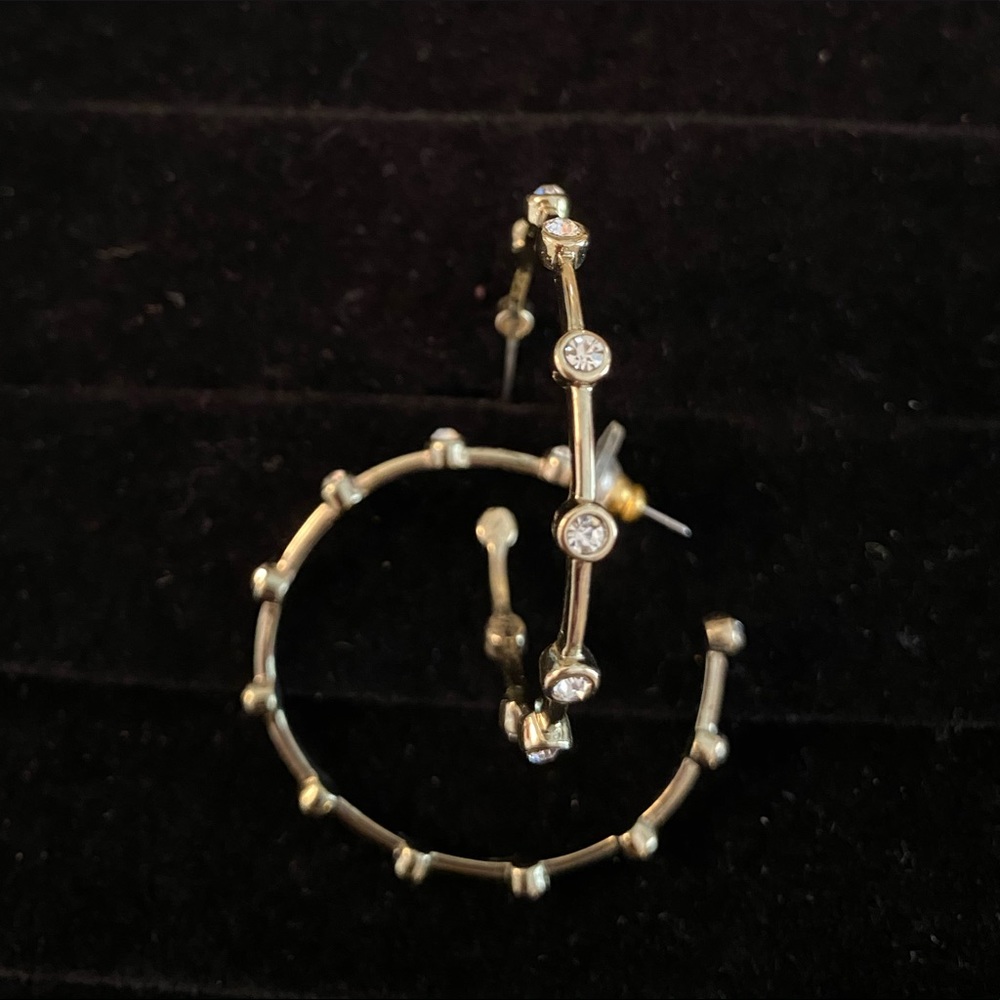 Hoop earrings with stud backing